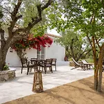 Olive House Kalamákion
